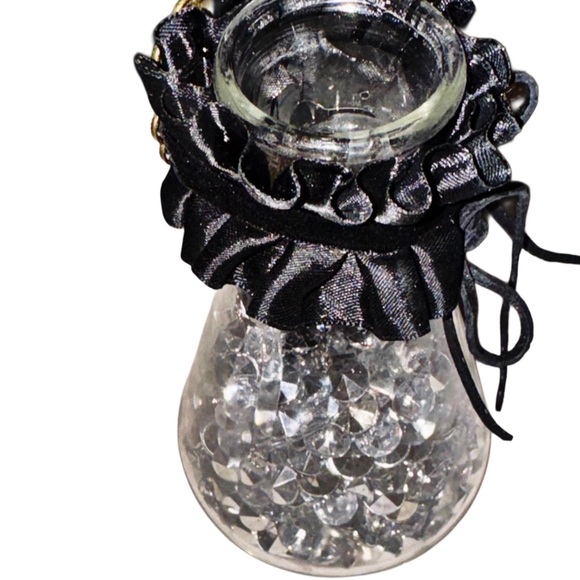 Iridescent Cameo Adorned Science Beaker Dark Ruffles Vase w/ Filler - Picture 6 of 13